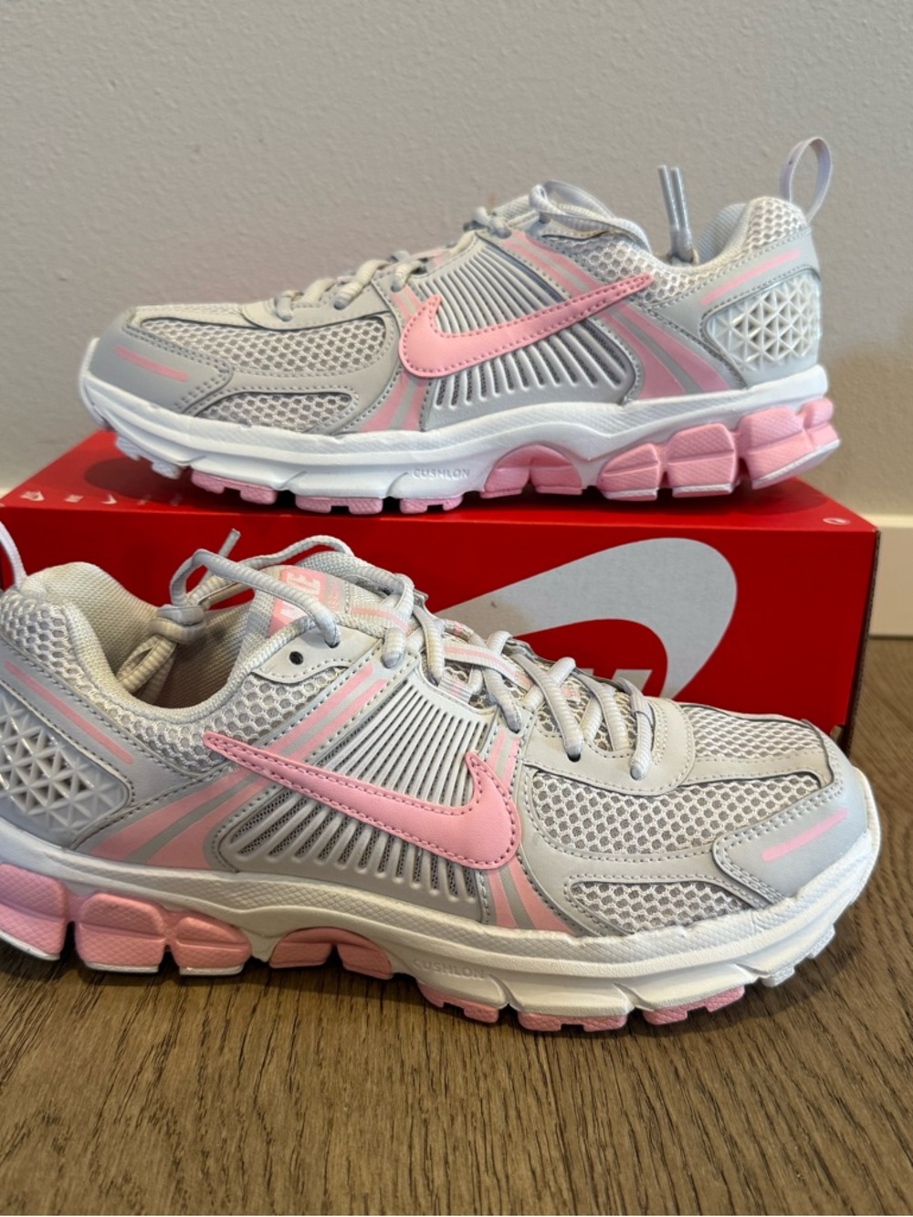 Nike Vomero 5 Pink White